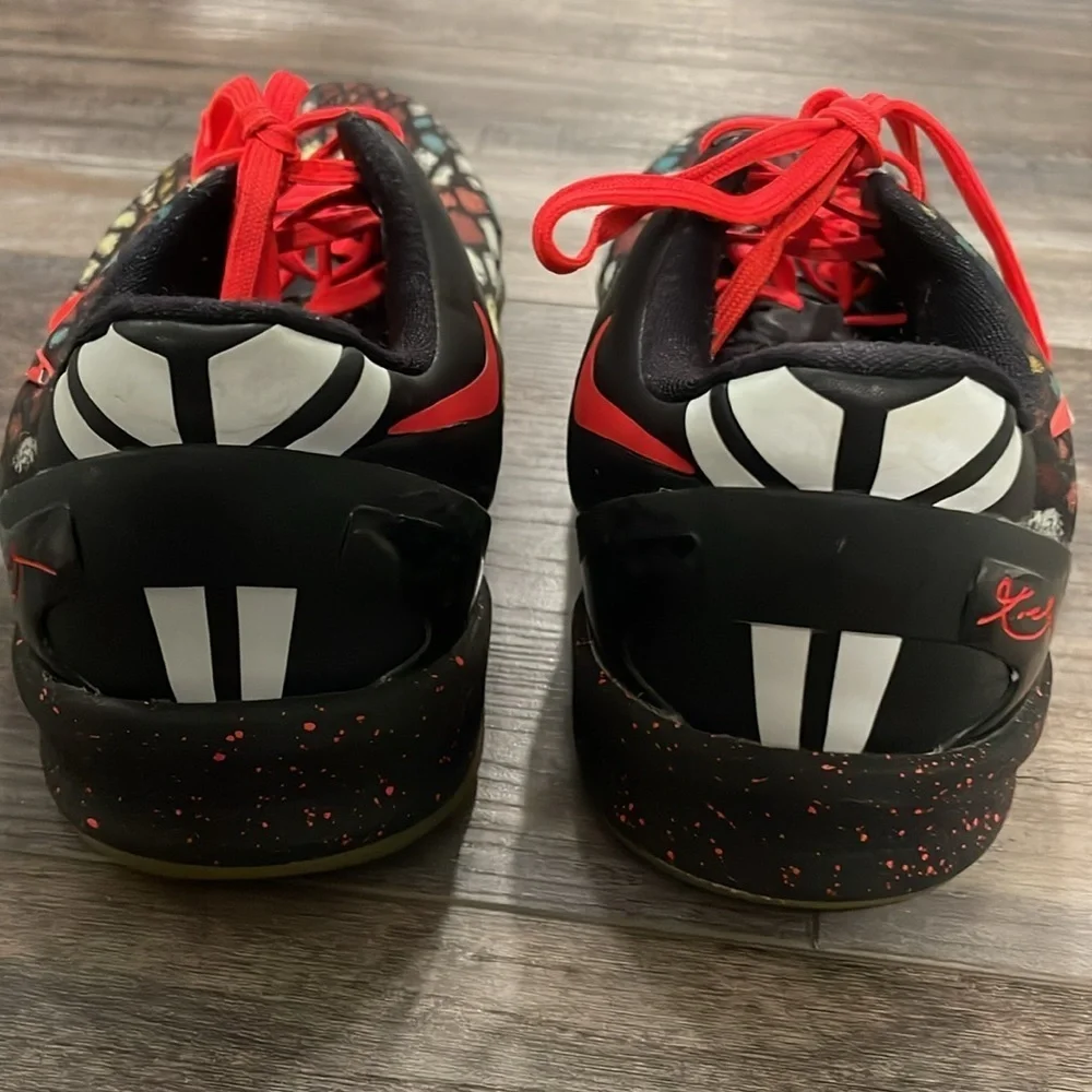 Nike Kobe Christmas sneakers size 7
